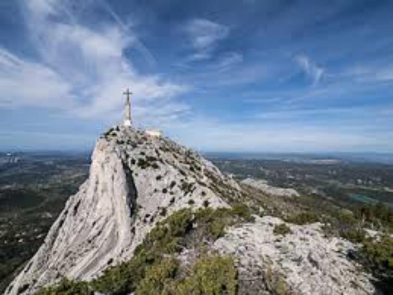 2016-04-30-St_Victoire