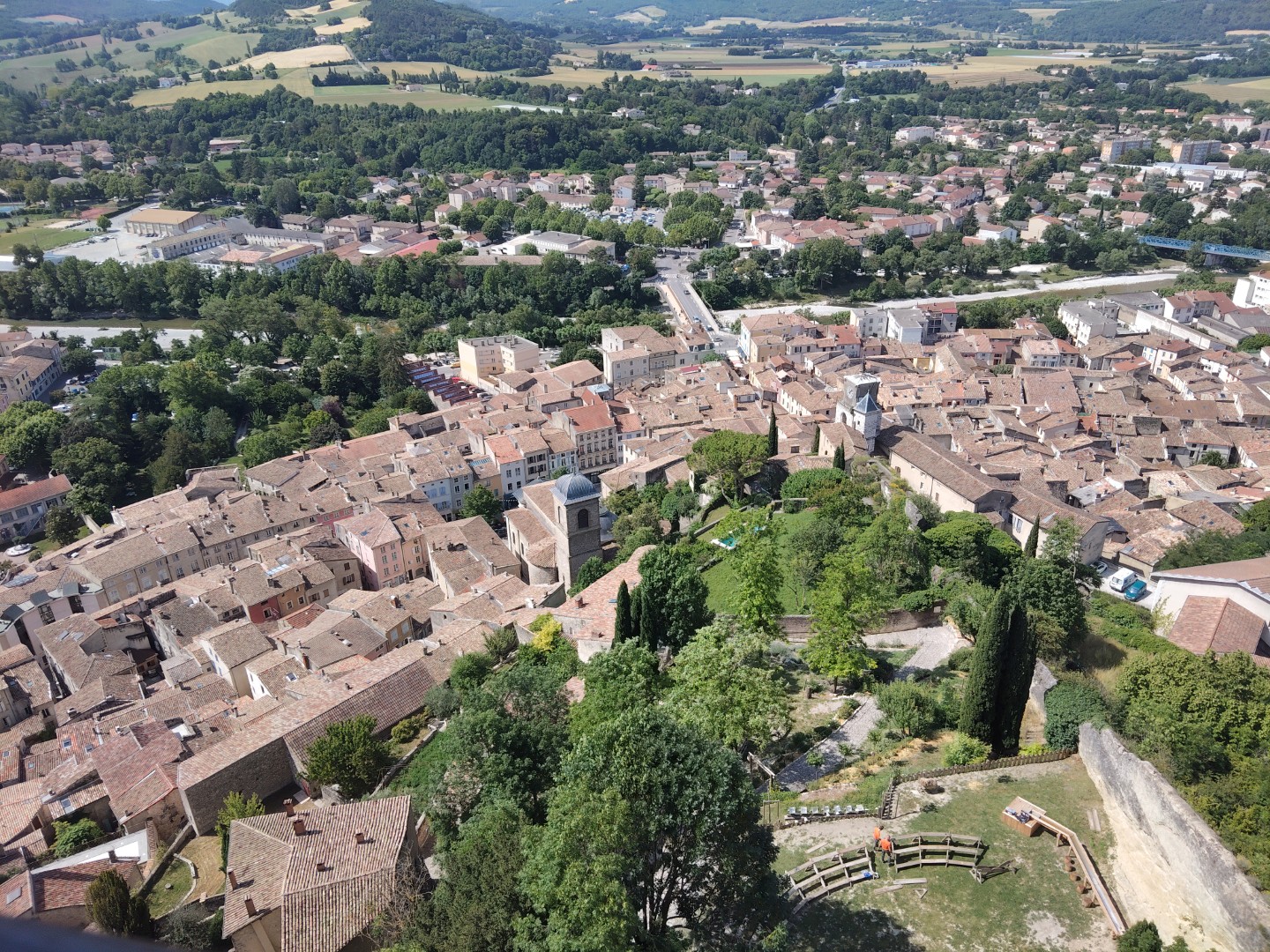 2026 06 09 12 07 Drôme iPhone 11 Pro 046