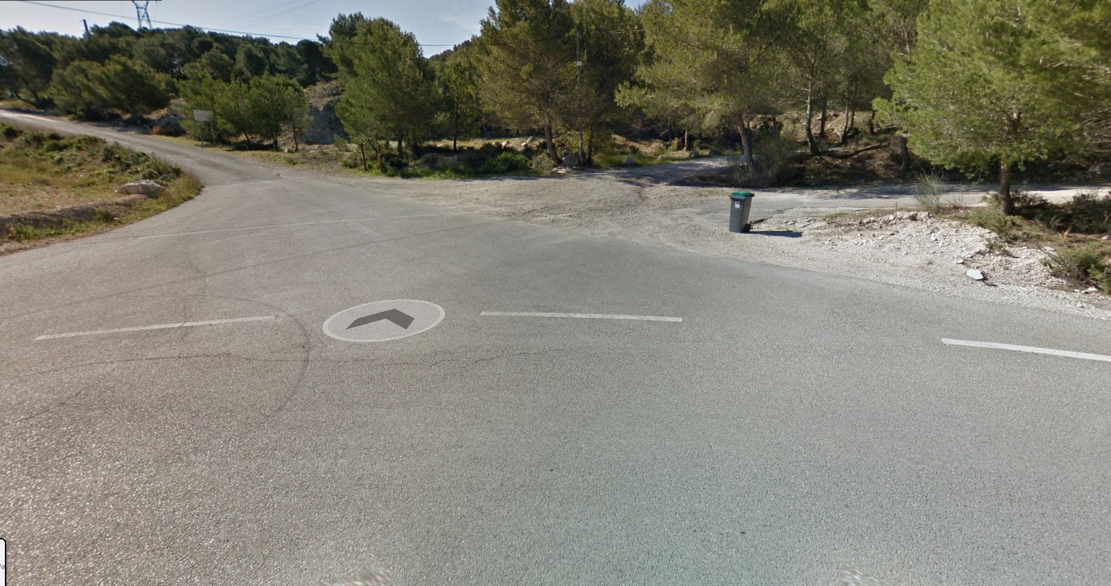 13 Chateauneuf parking